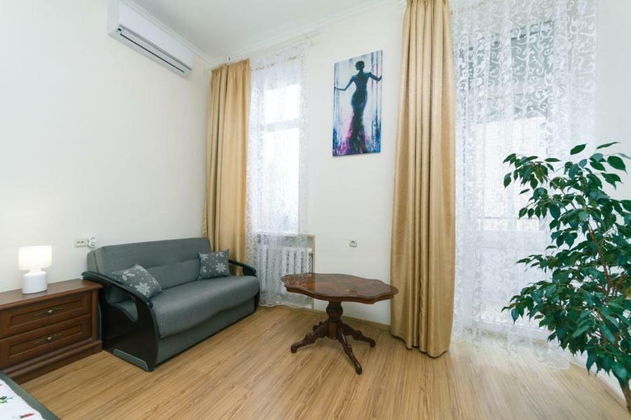 Apartment On Saksahanskoho Street Kiev Luaran gambar