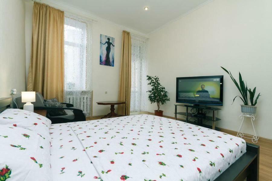 Apartment On Saksahanskoho Street Kiev Luaran gambar